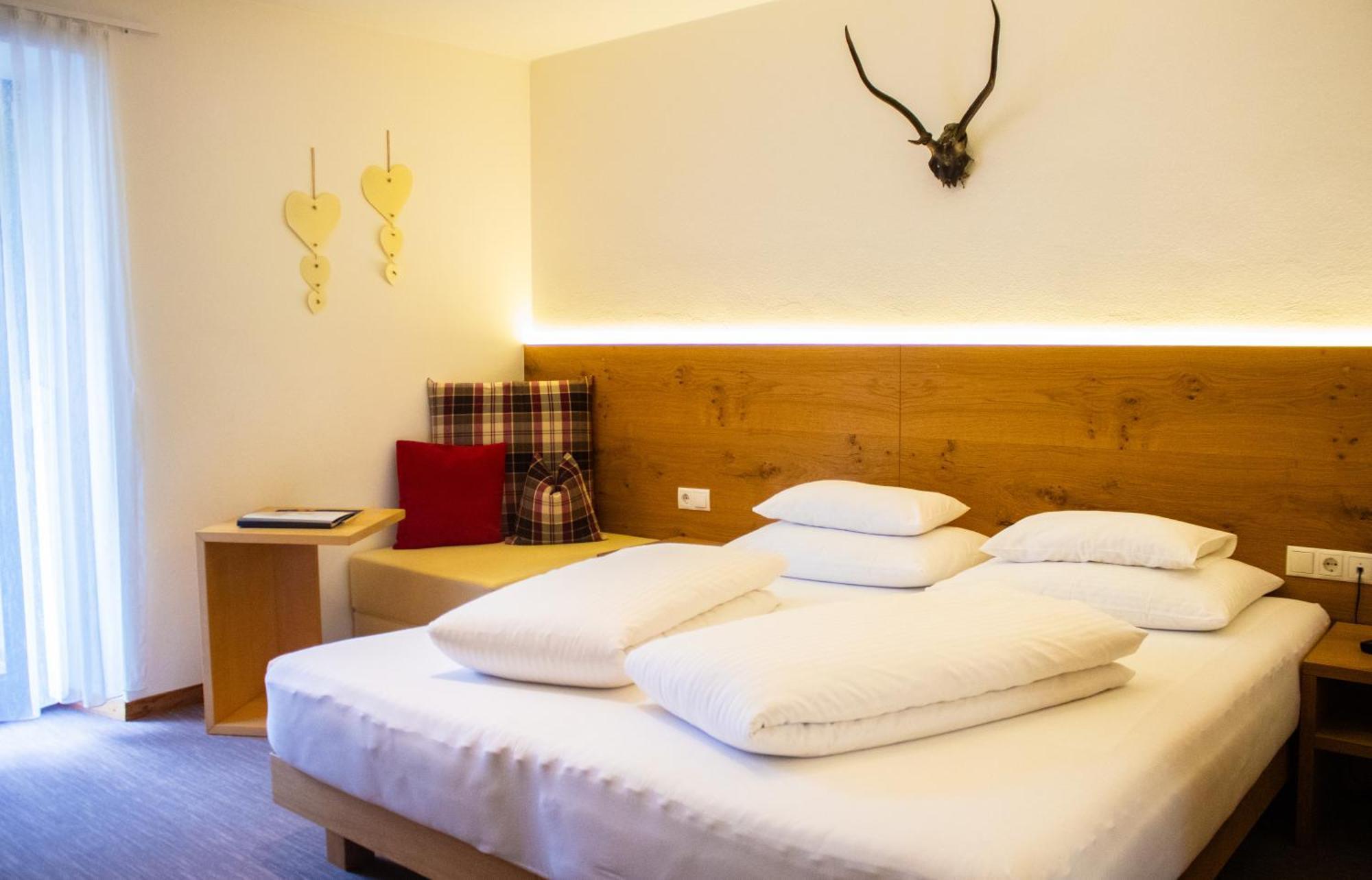Garni Apparthotel St Valentin Сан-Валентино-алла-Мута Экстерьер фото