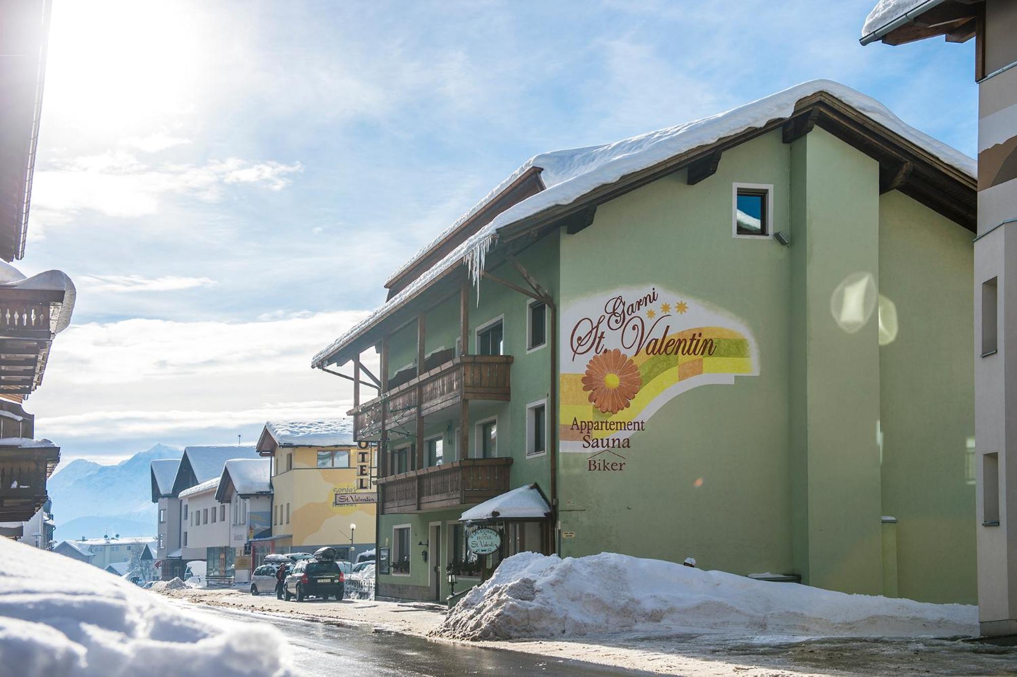 Garni Apparthotel St Valentin Сан-Валентино-алла-Мута Экстерьер фото