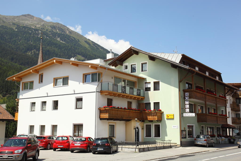 Garni Apparthotel St Valentin Сан-Валентино-алла-Мута Экстерьер фото